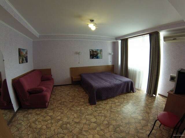 Гостиница Южный Домик Алушта-91