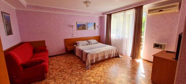 Гостиница Южный Домик Алушта-48